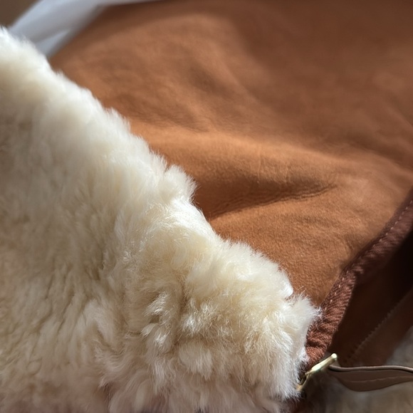 New SnugglePie Caramel Suede & Shearling Stroller Sack - Picture 5 of 12